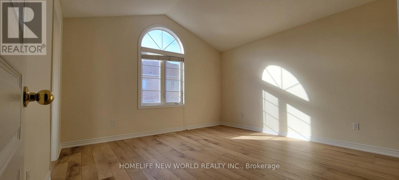 38 Prebble Drive, Markham, Ontario  L6E 2A4 - Photo 3 - N12553702