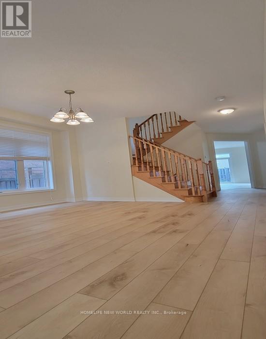 38 Prebble Drive, Markham, Ontario  L6E 2A4 - Photo 8 - N12553702