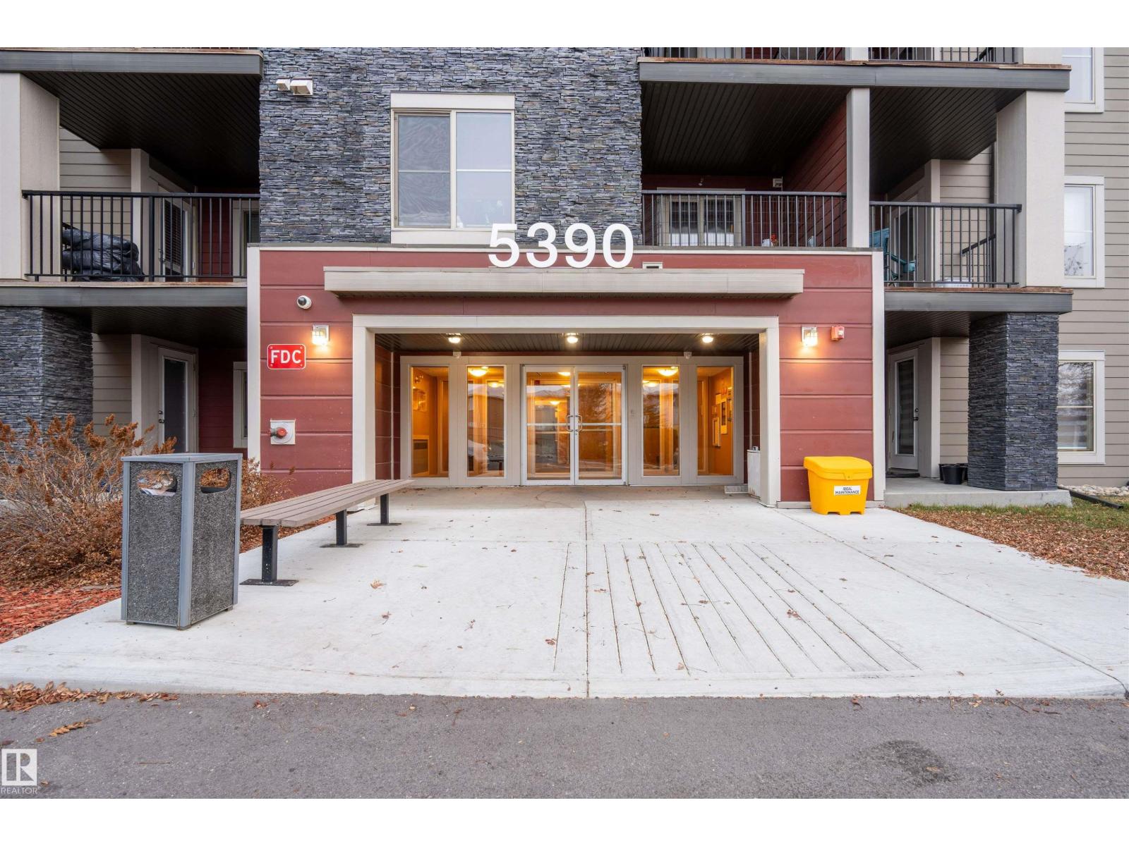 5390 Chappelle Rd Sw, Edmonton, Alberta  T6W 3K7 - Photo 2 - E4466048