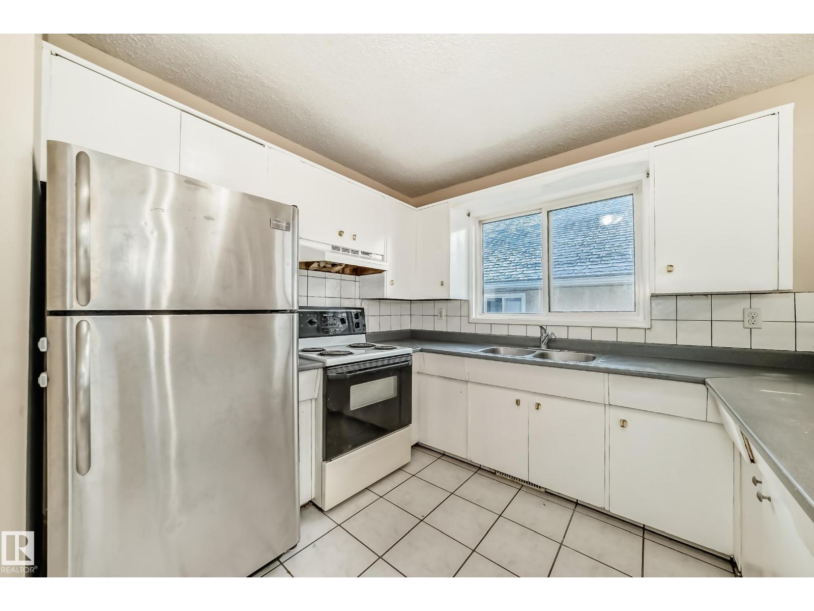 12409 87 St Nw, Edmonton, Alberta  T5B 3P4 - Photo 6 - E4466047