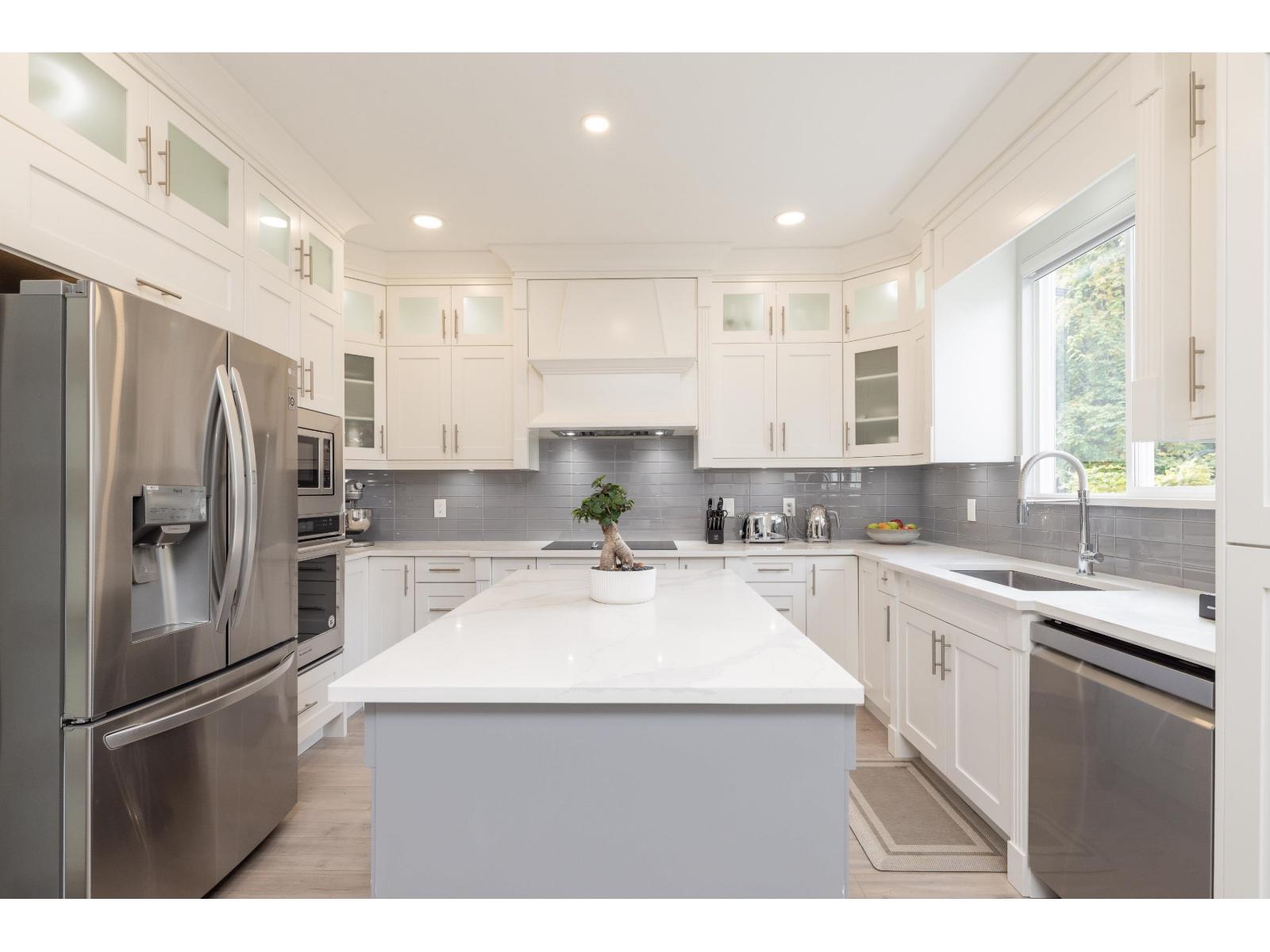 6477 189 Street, Surrey, British Columbia  V3S 8V4 - Photo 9 - R3066245