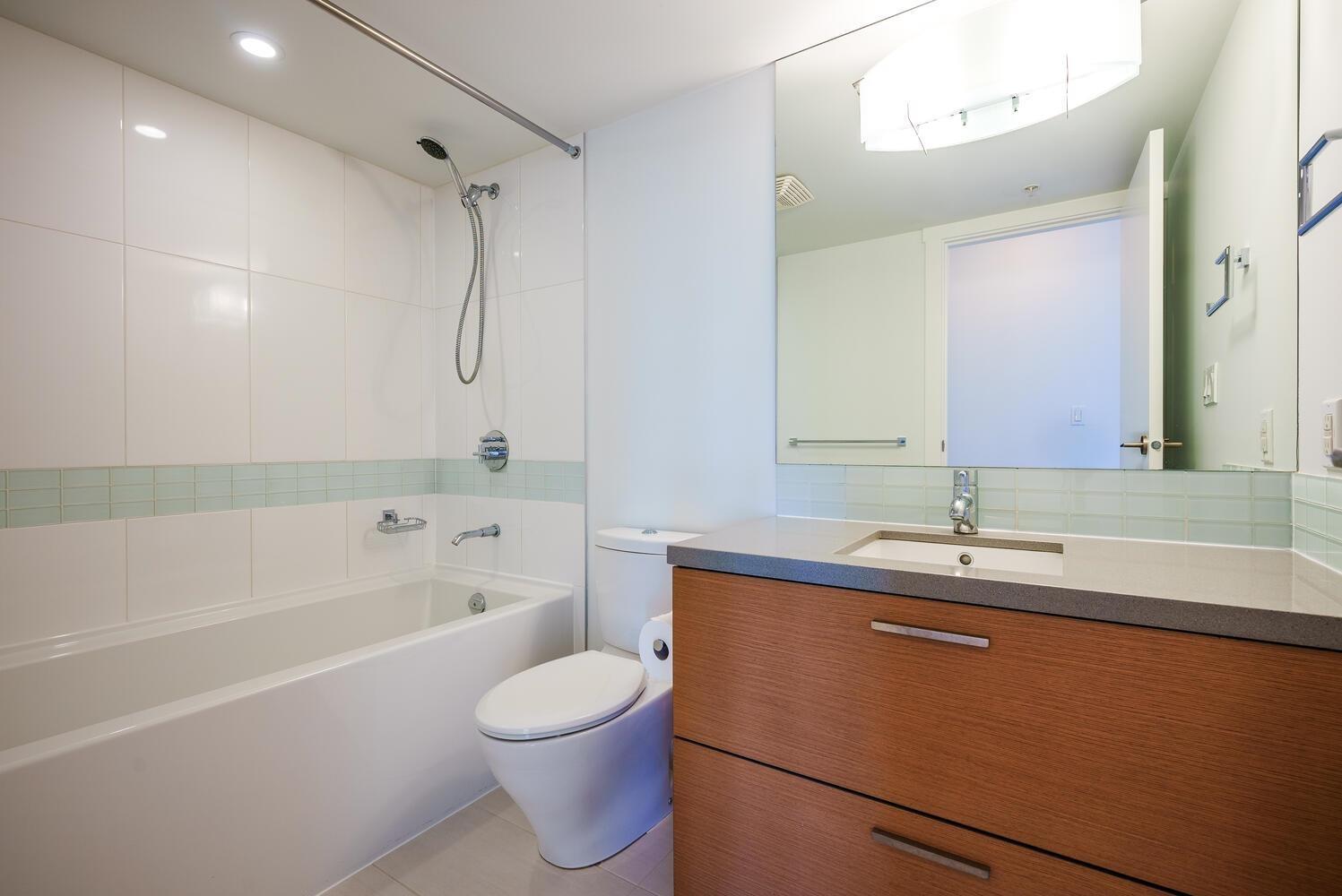 1206 10777 University Drive, Surrey, British Columbia  V3T 0E6 - Photo 26 - R2980196