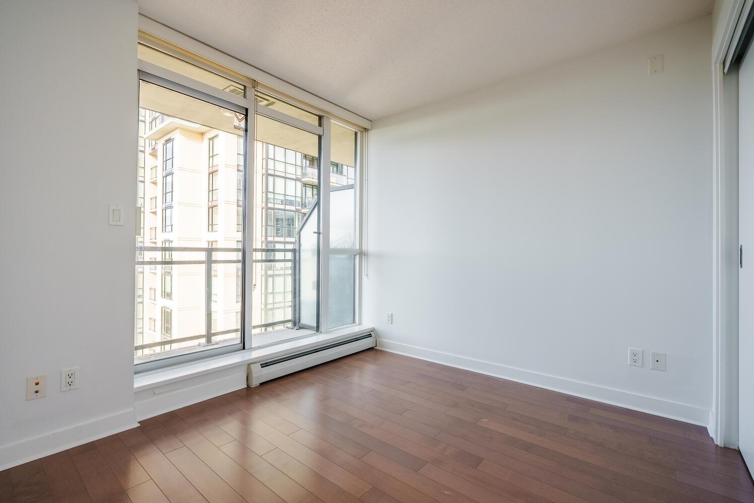 1206 10777 University Drive, Surrey, British Columbia  V3T 0E6 - Photo 10 - R2980196