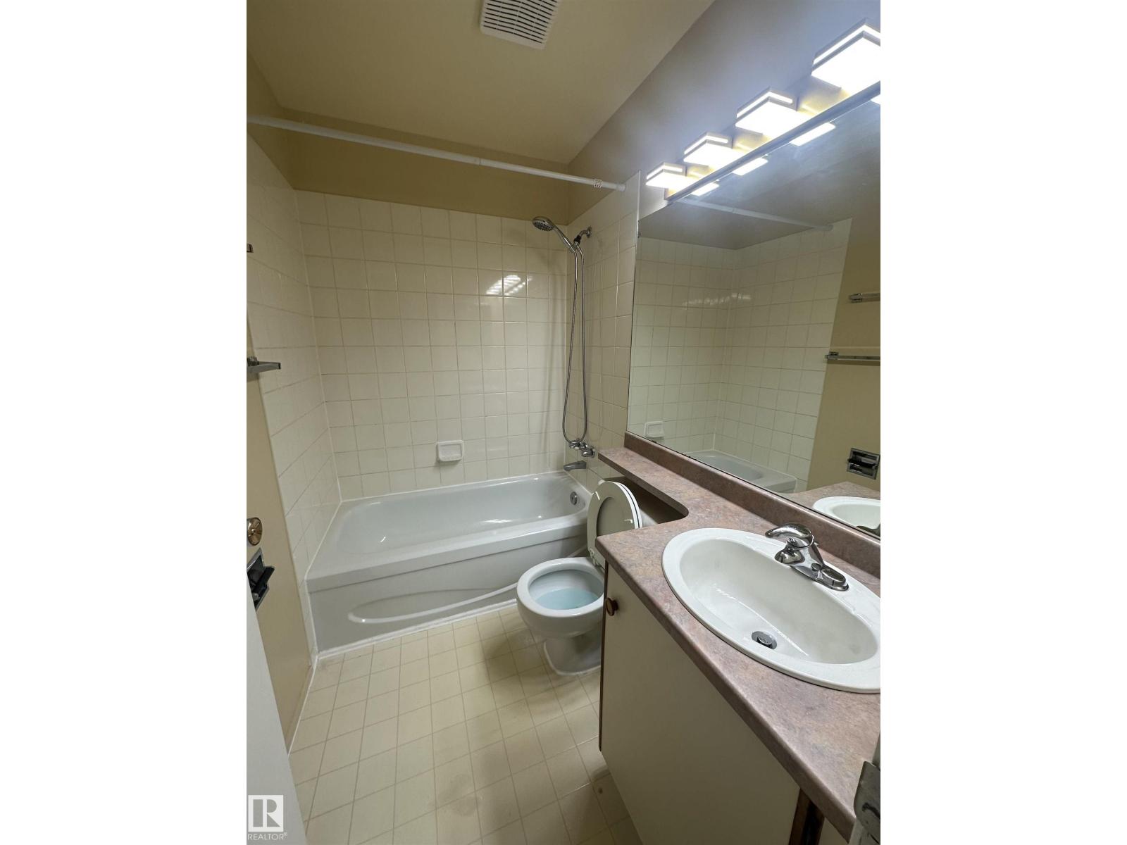 #8 3221 119 St Nw, Edmonton, Alberta T6J 5K7 - Photo 23 - E4466049