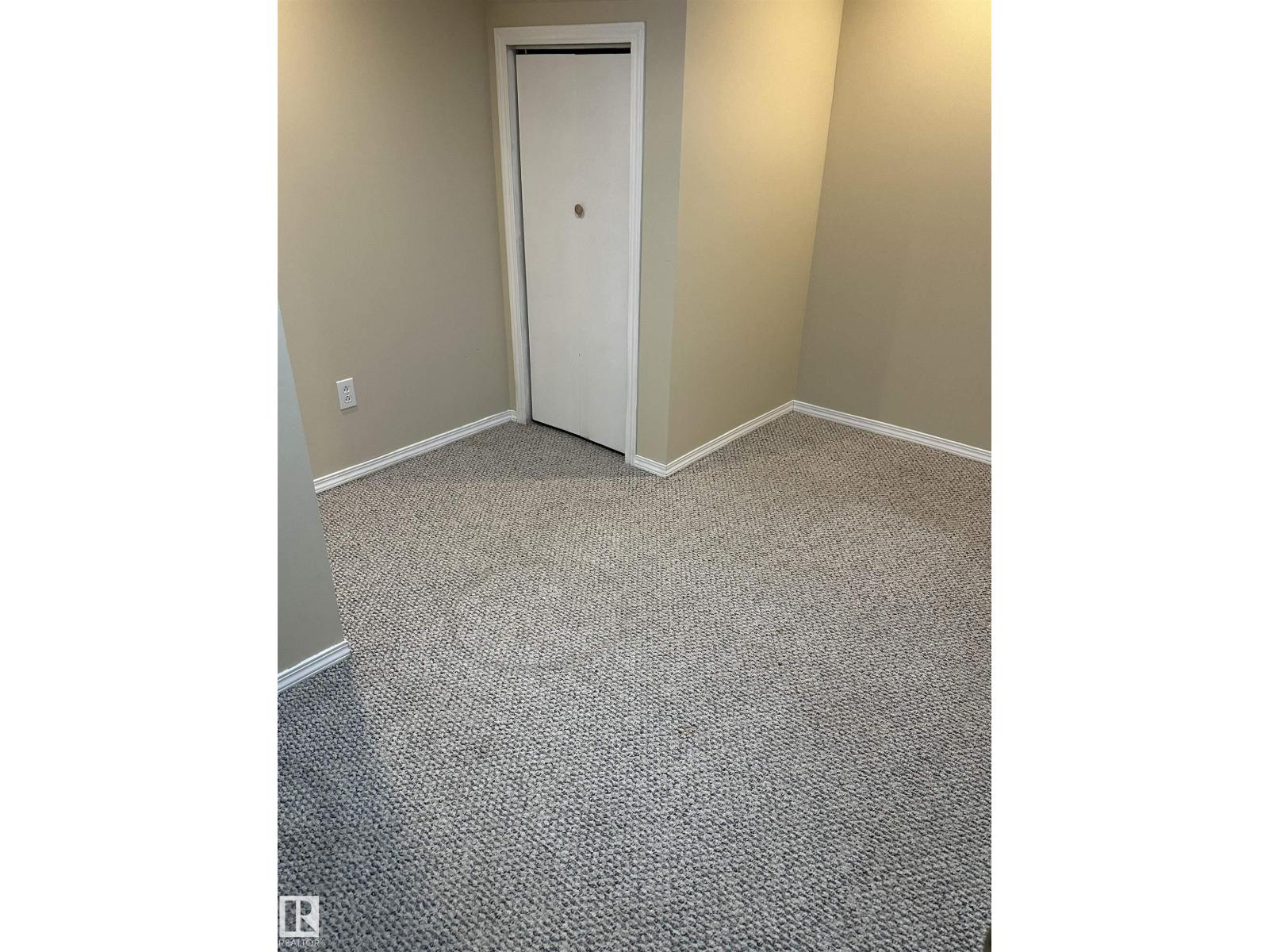 #8 3221 119 St Nw, Edmonton, Alberta T6J 5K7 - Photo 36 - E4466049