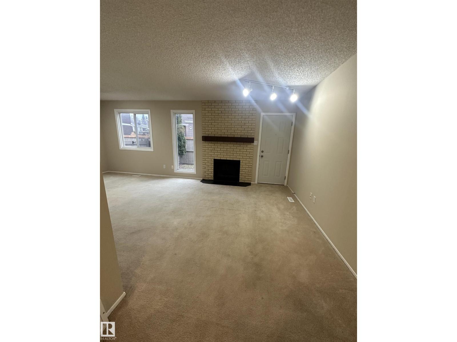 #8 3221 119 St Nw, Edmonton, Alberta T6J 5K7 - Photo 7 - E4466049