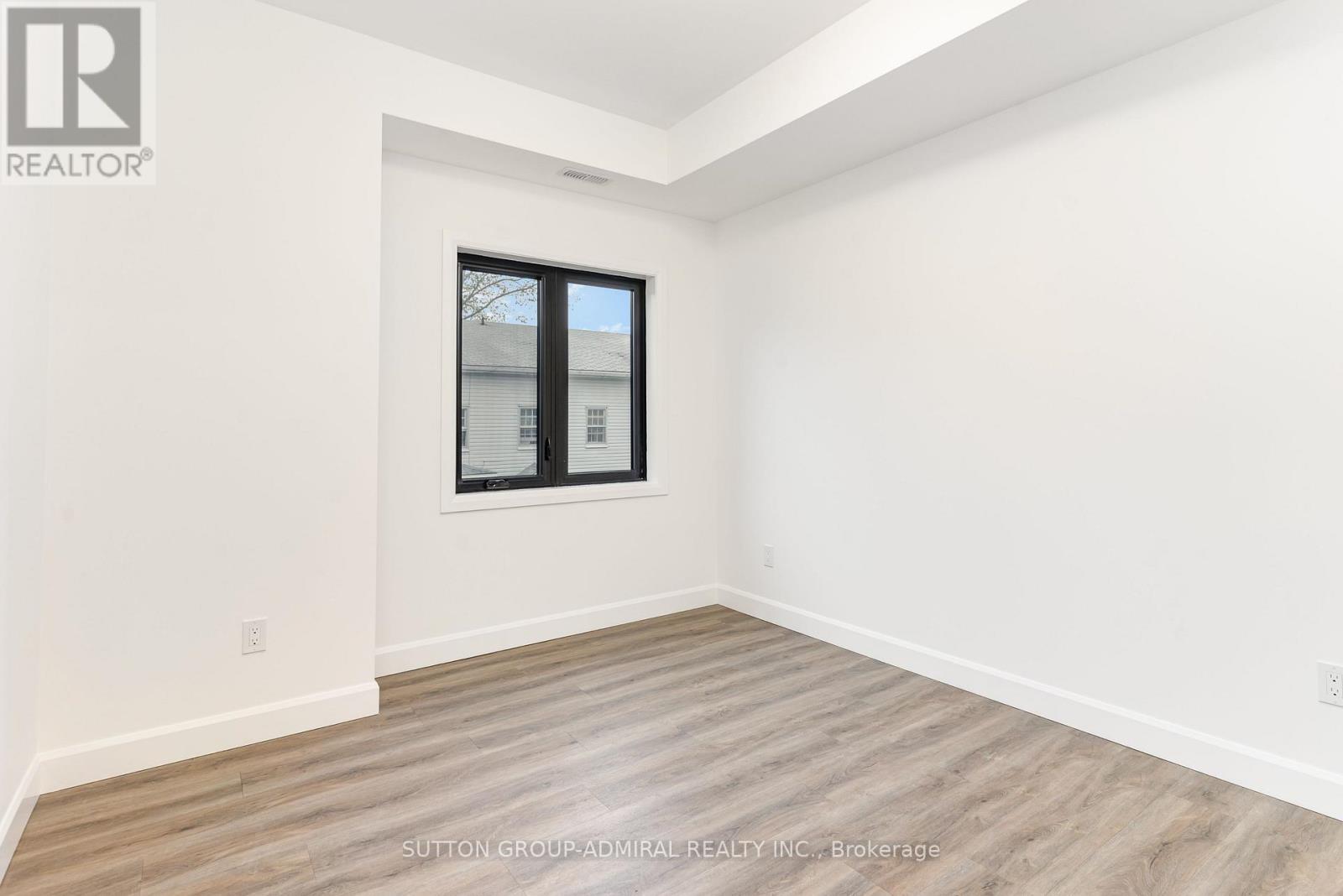 3 - 274 King Street E, Cobourg, Ontario K9A 1L8 - Photo 17 - X12553694