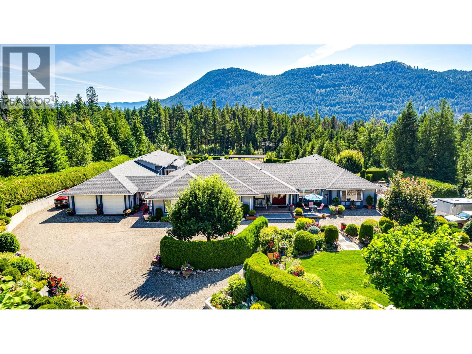 39 Ladyslipper Road, Lumby, British Columbia