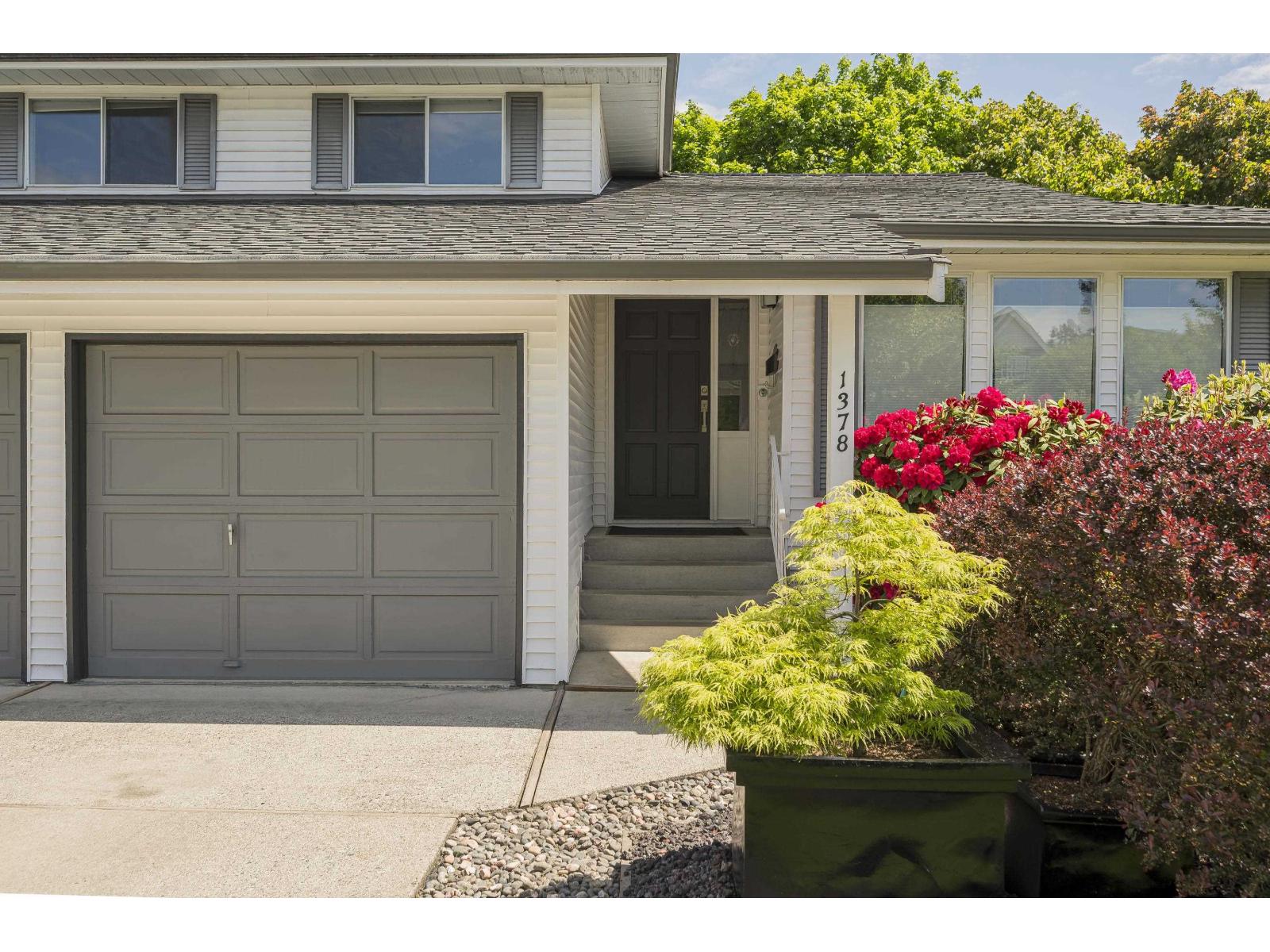 1378 160a Street, Surrey, British Columbia  V4A 7X5 - Photo 2 - R3014855