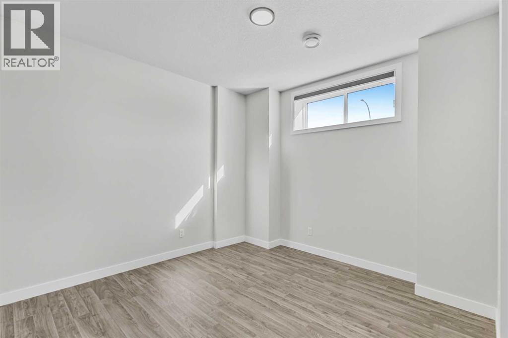 33 Belmont Drive Sw, Calgary, Alberta  T2X 4Z6 - Photo 38 - A2264027