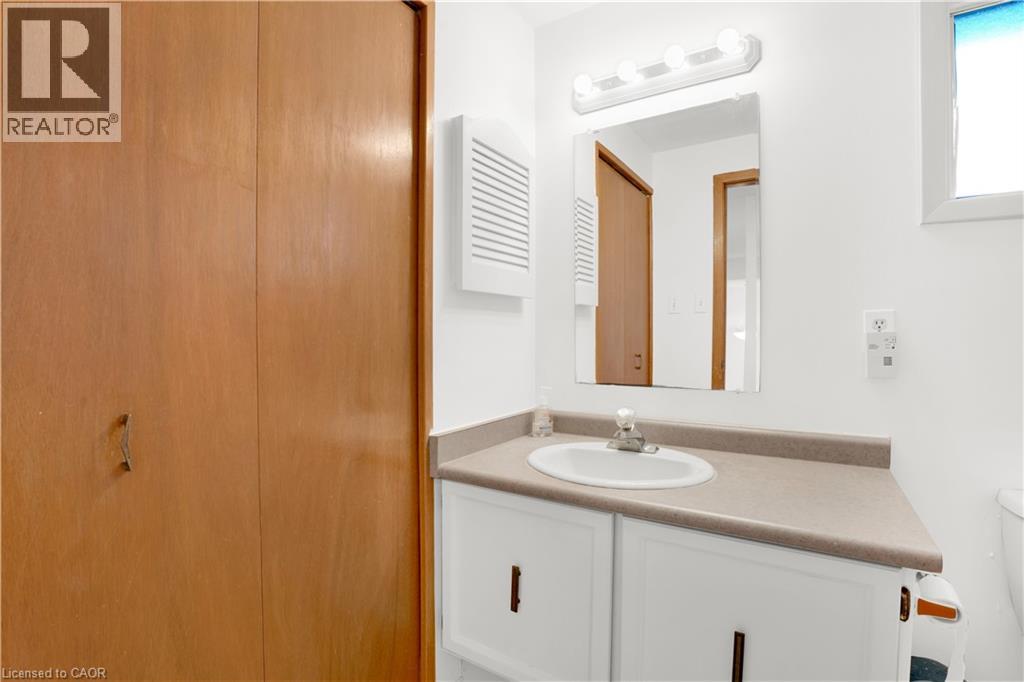 315 Westheights Drive, Kitchener, Ontario  N2N 1K4 - Photo 31 - 40773319