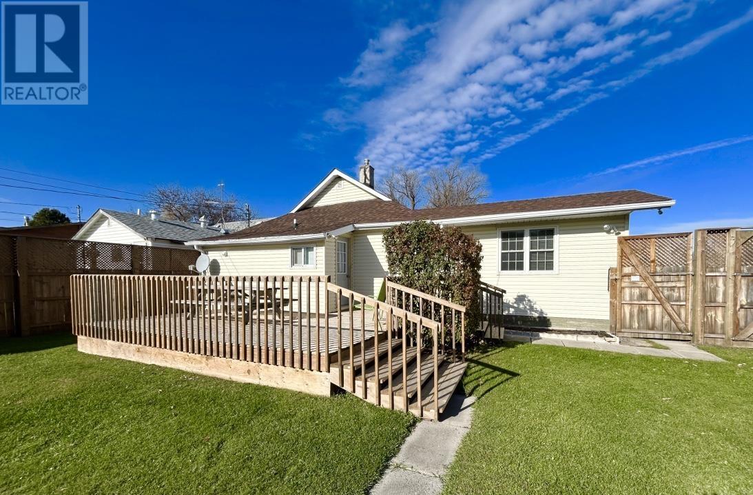 1115 Second Street East, Fort Frances, Ontario  P9A 1P3 - Photo 2 - TB253452