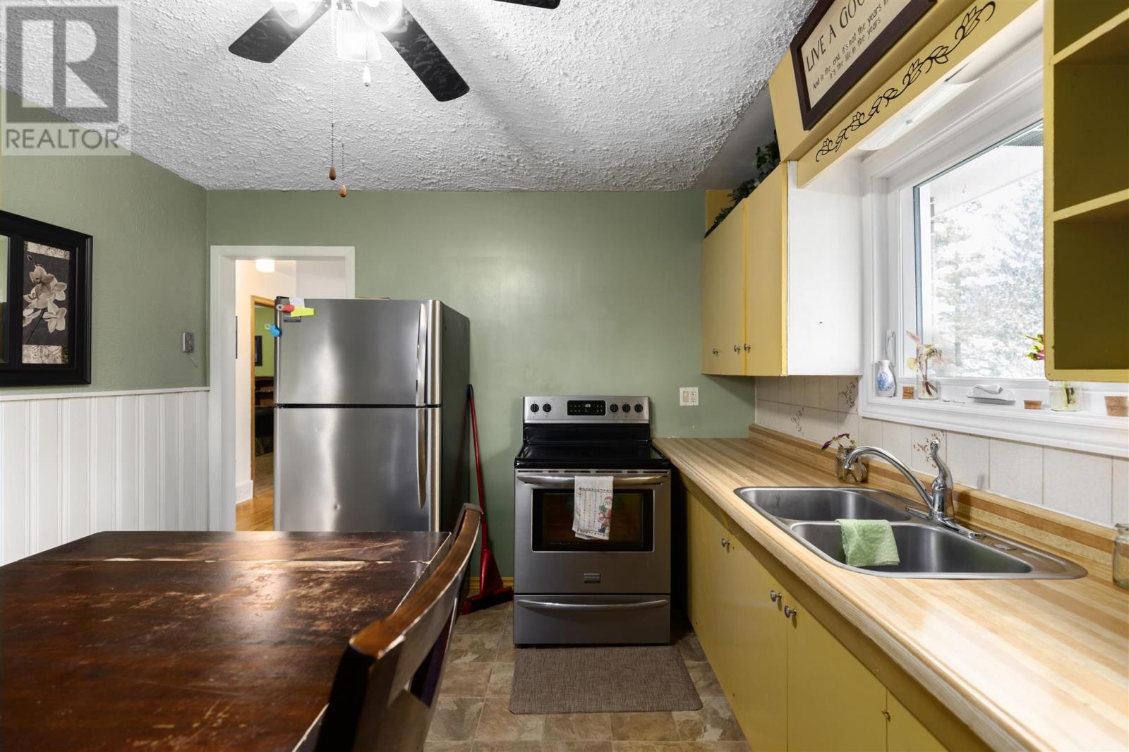 1370 Airport Rd, Prince Townshi, Ontario  P6A 6K4 - Photo 11 - SM253277