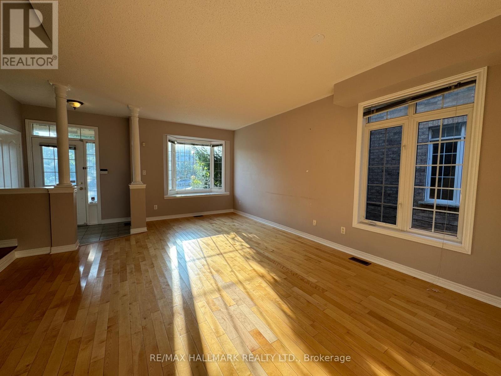 10561 Bayview Avenue, Richmond Hill, Ontario  L4C 0M8 - Photo 2 - N12553700