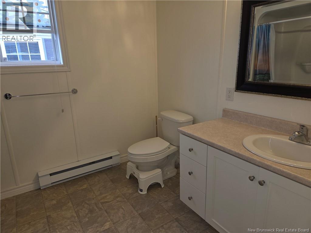 201 Bonaventure, Shediac, New Brunswick  E4P 0G9 - Photo 14 - NB130259