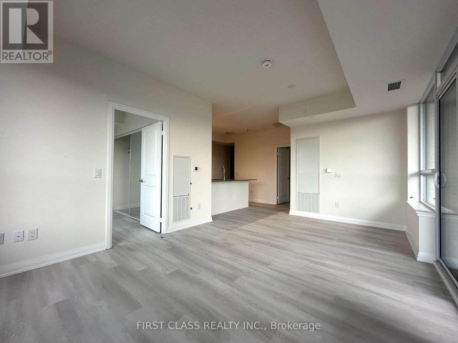 1327 - 3207 Sheppard Avenue E, Toronto, Ontario  M1T 0B3 - Photo 3 - E12553758