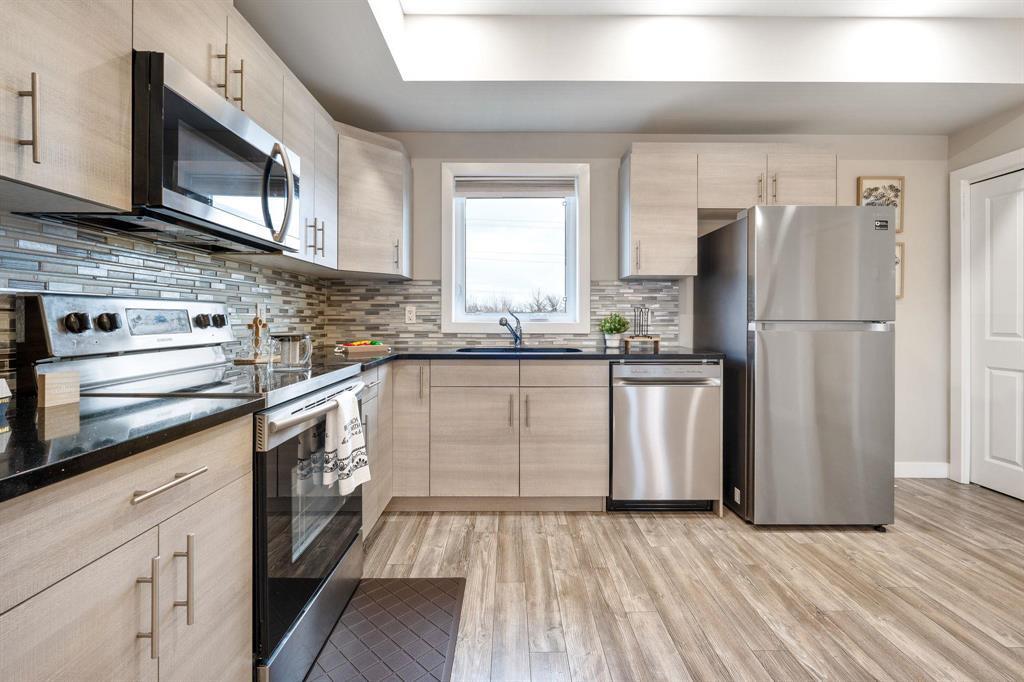 203 99 Shahi Street, Winnipeg, Manitoba  R3Y 1Z8 - Photo 9 - 202527873