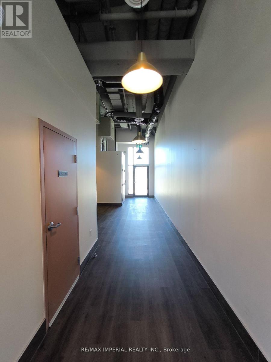 30 - 555 William Graham Drive, Aurora, Ontario  L4G 7C4 - Photo 6 - N12553738