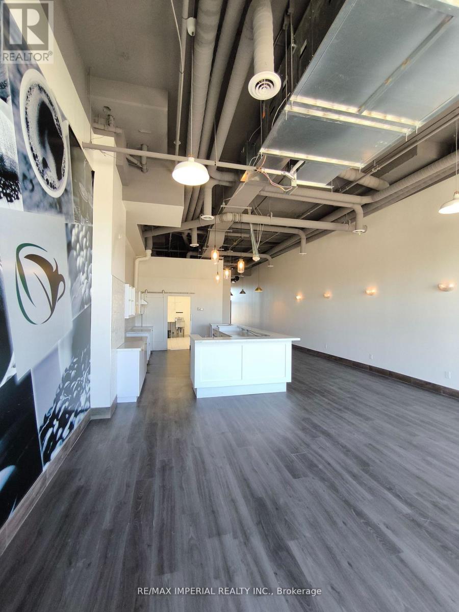 30 - 555 William Graham Drive, Aurora, Ontario  L4G 7C4 - Photo 8 - N12553738