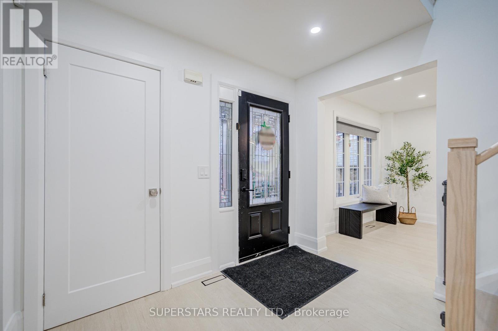 163 Brucker Road, Barrie, Ontario  L4N 8R8 - Photo 4 - S12553728