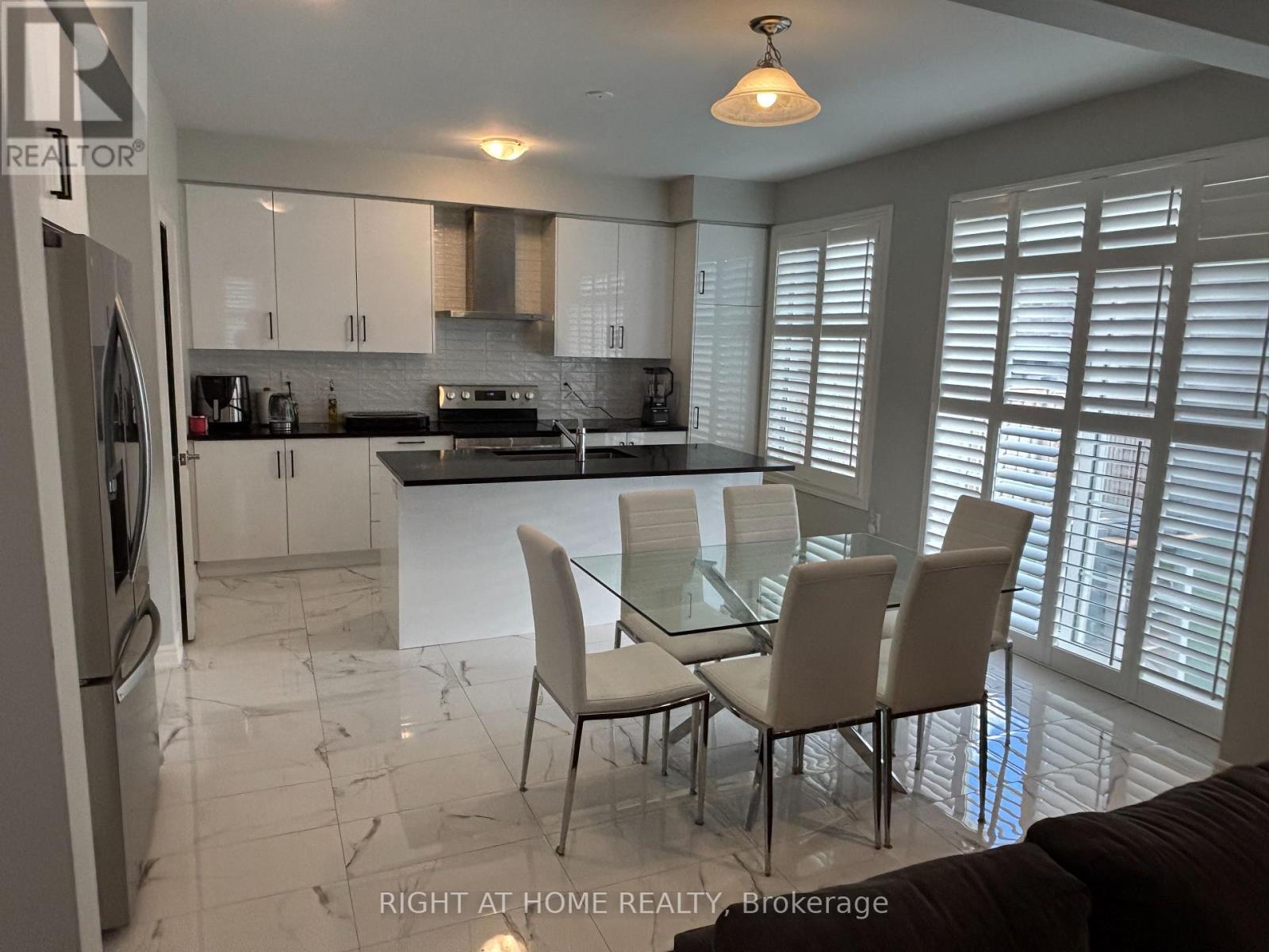 Upper - 1480 Kitchen Court, Milton, Ontario  L9E 1Y8 - Photo 10 - W12553750