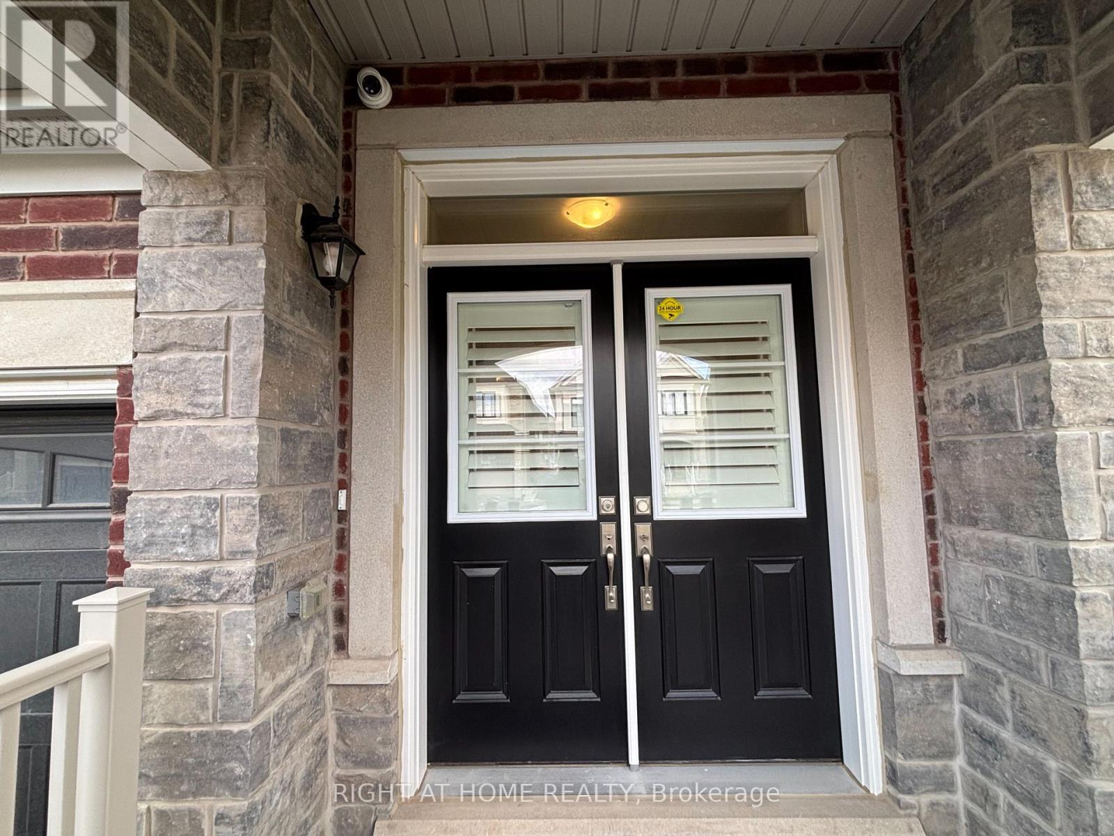 Upper - 1480 Kitchen Court, Milton, Ontario  L9E 1Y8 - Photo 3 - W12553750