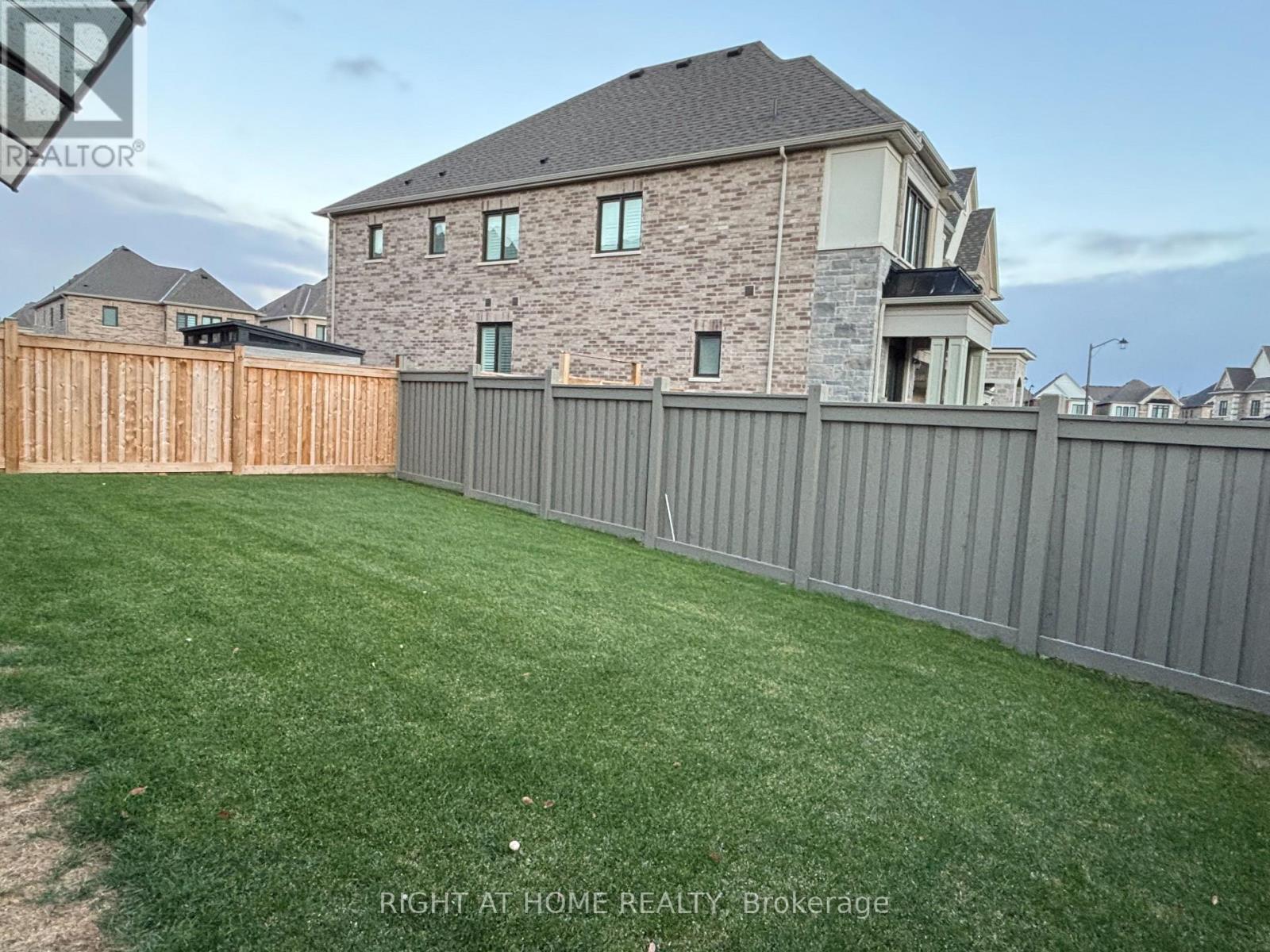 Upper - 1480 Kitchen Court, Milton, Ontario  L9E 1Y8 - Photo 38 - W12553750