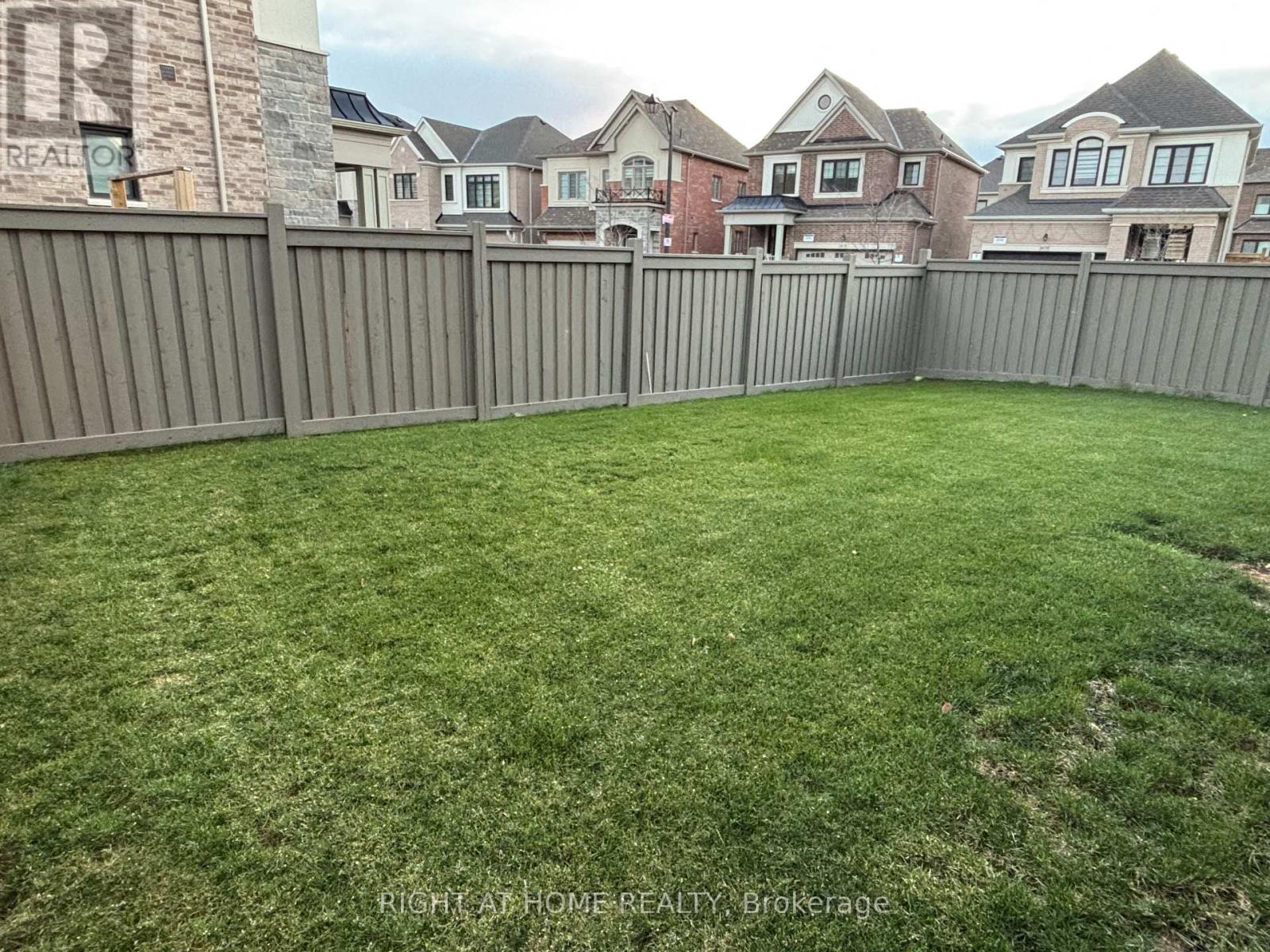 Upper - 1480 Kitchen Court, Milton, Ontario  L9E 1Y8 - Photo 39 - W12553750