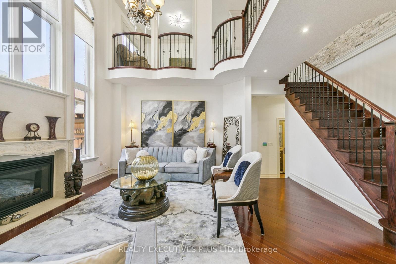 4649 Simmons Road, Burlington, Ontario  L7M 0E9 - Photo 11 - W12553756