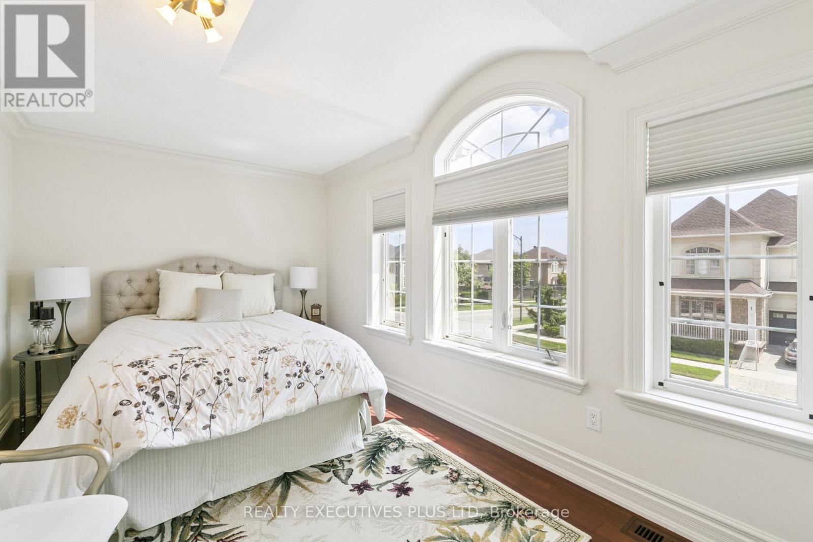 4649 Simmons Road, Burlington, Ontario  L7M 0E9 - Photo 32 - W12553756