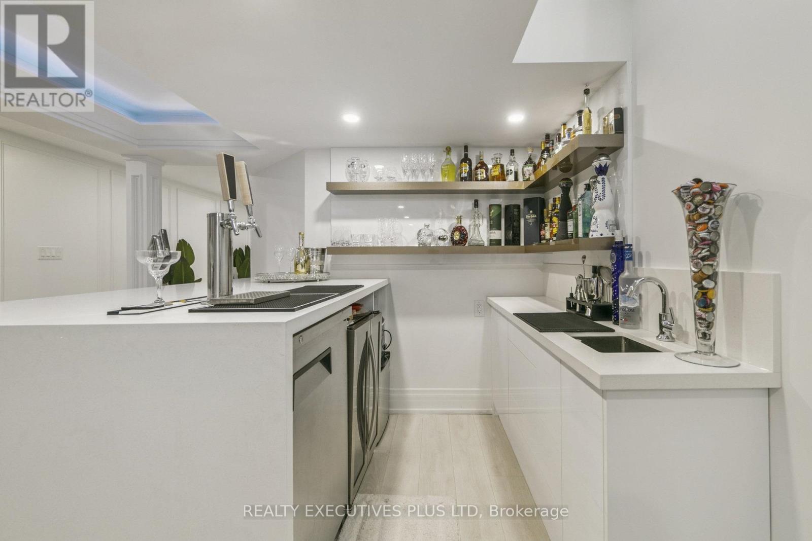 4649 Simmons Road, Burlington, Ontario  L7M 0E9 - Photo 45 - W12553756