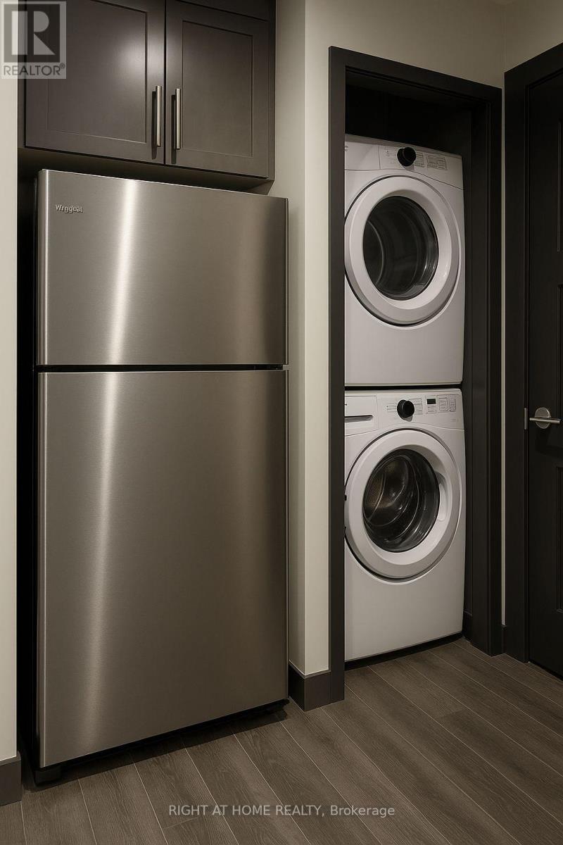 N1803 - 330 Phillip Street, Waterloo, Ontario  N2L 3W9 - Photo 10 - X12553736