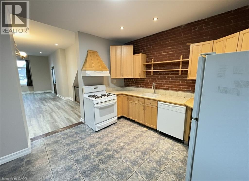 126 Park Street N, Hamilton, Ontario  L8P 3E8 - Photo 4 - 40785783