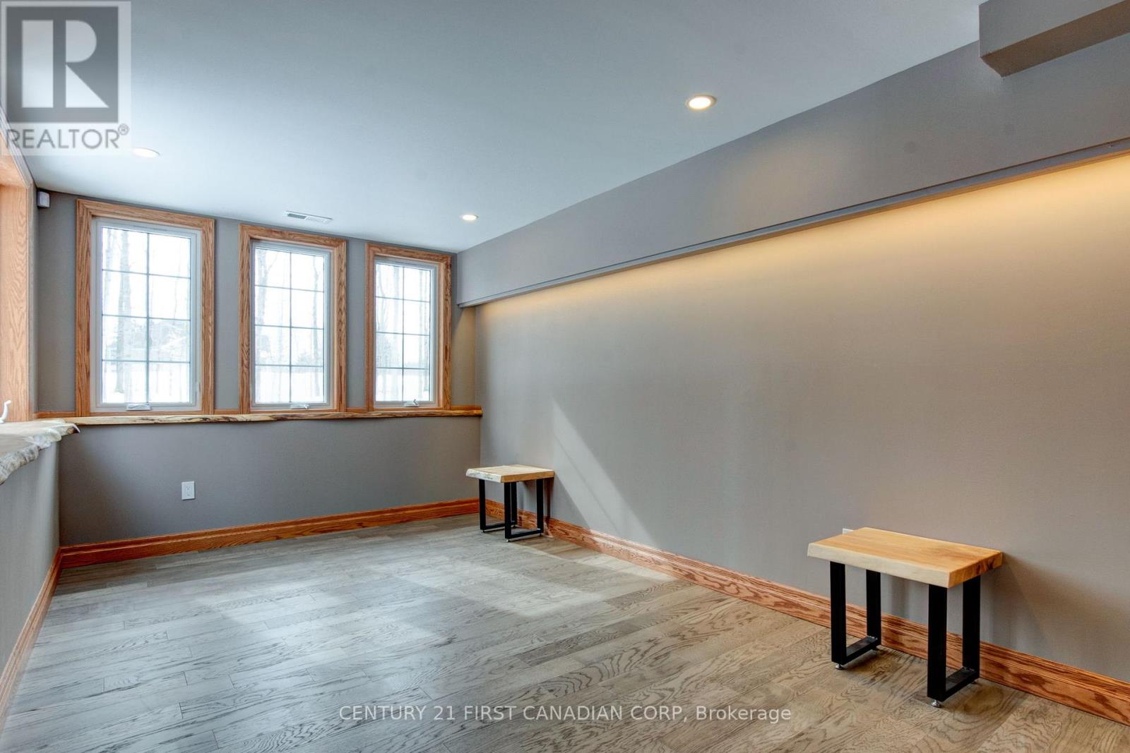 10771 Melrose Drive, Middlesex Centre, Ontario  N0L 1R0 - Photo 37 - X12553786