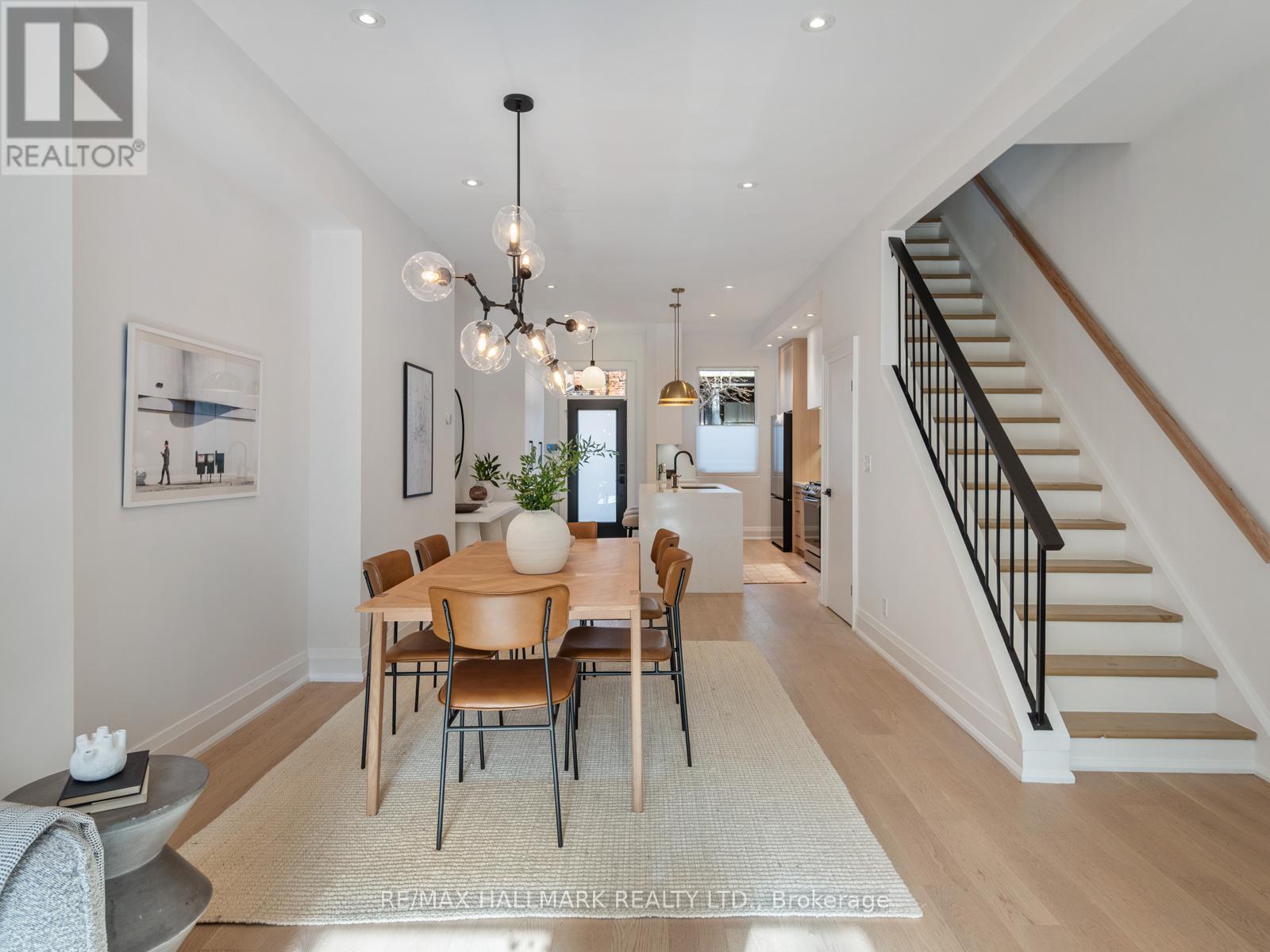 47 Allen Avenue, Toronto, Ontario  M4M 1T5 - Photo 16 - E12553784