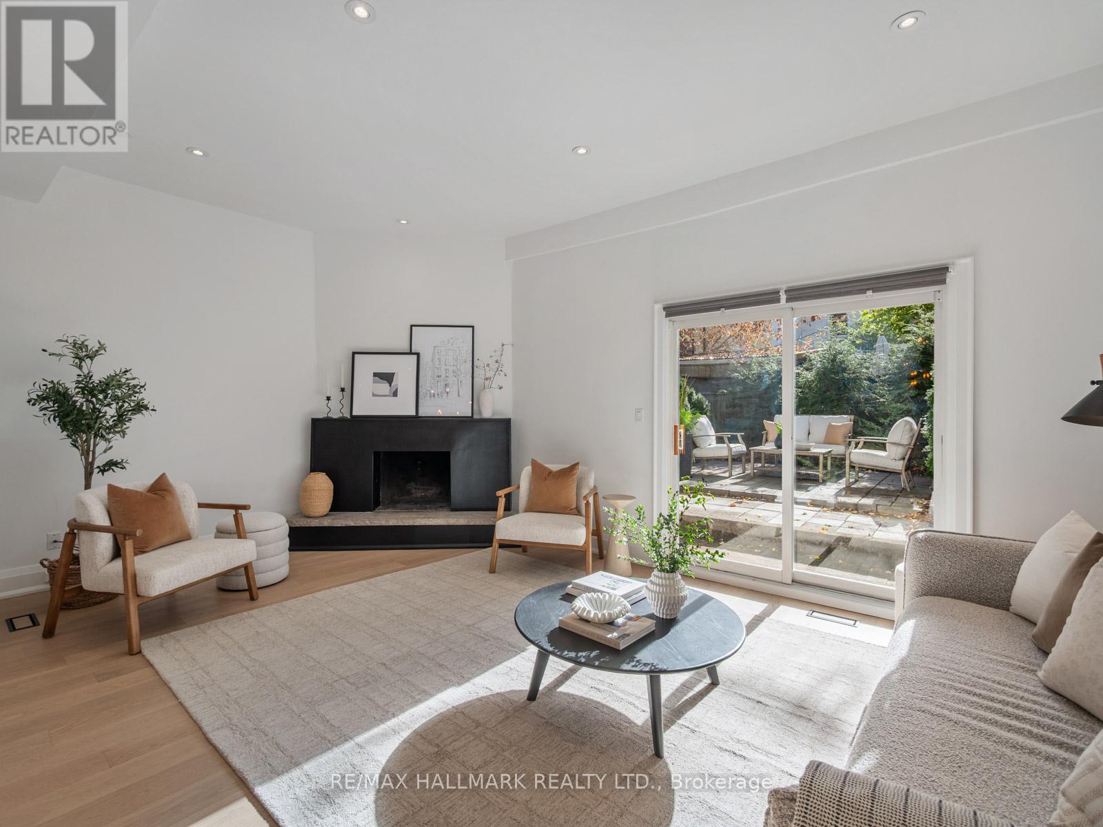 47 Allen Avenue, Toronto, Ontario  M4M 1T5 - Photo 20 - E12553784