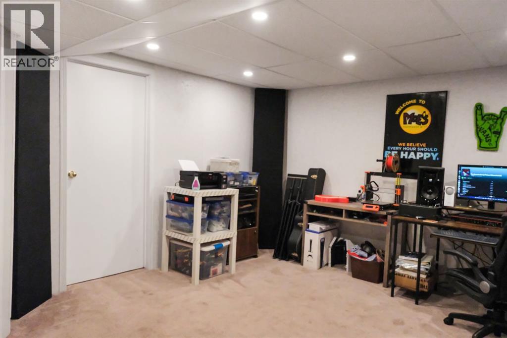 4916 47 Street, Stettler, Alberta  T0C 2L0 - Photo 25 - A2269364