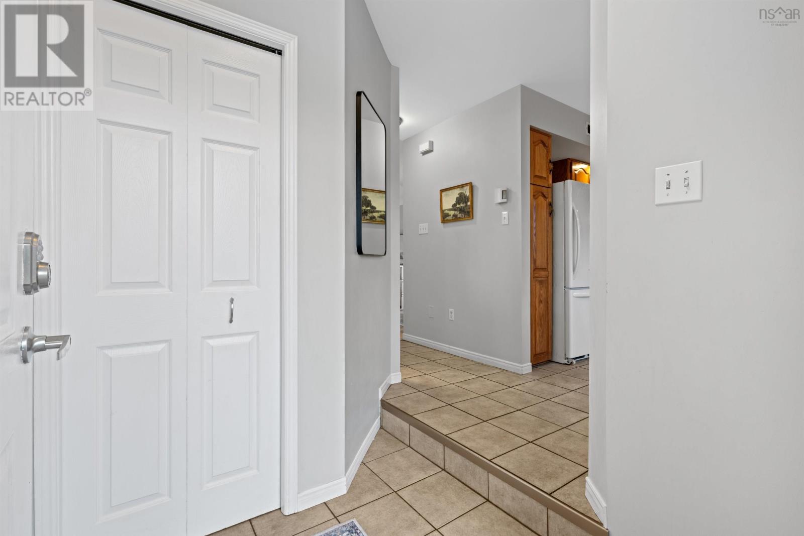 Property at 204 Greenwood Avenue image 2