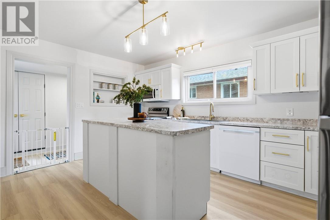 12 Norite Street, Copper Cliff, Ontario  P0M 1N0 - Photo 10 - 2125667