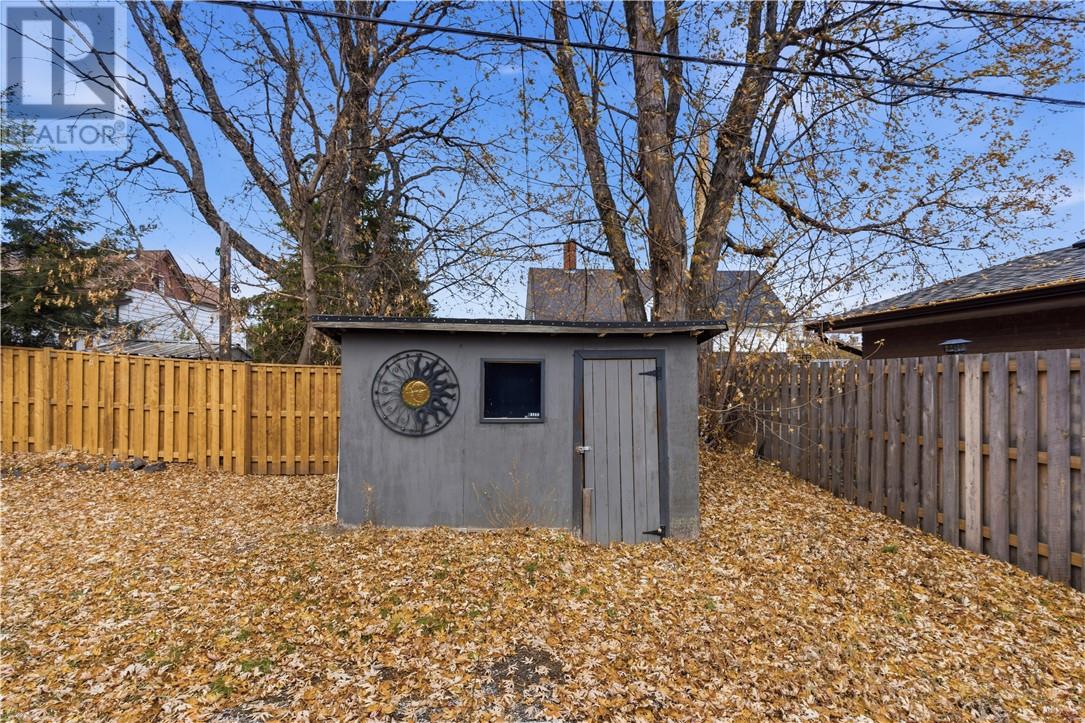 12 Norite Street, Copper Cliff, Ontario  P0M 1N0 - Photo 5 - 2125667