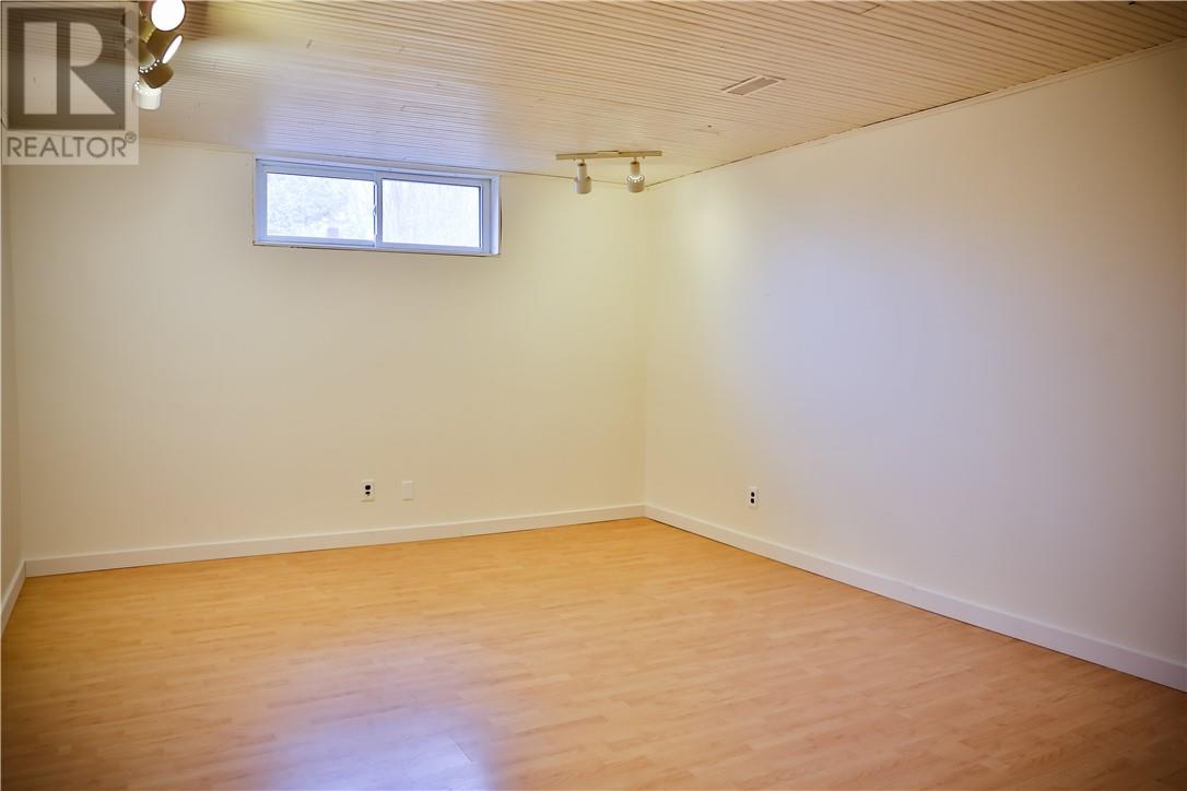 1852 Huntington, Sudbury, Ontario  P3A 1J6 - Photo 13 - 2125663