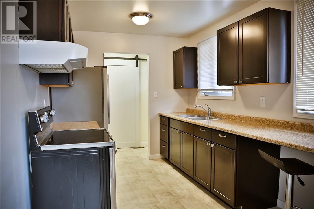 1852 Huntington, Sudbury, Ontario  P3A 1J6 - Photo 4 - 2125663