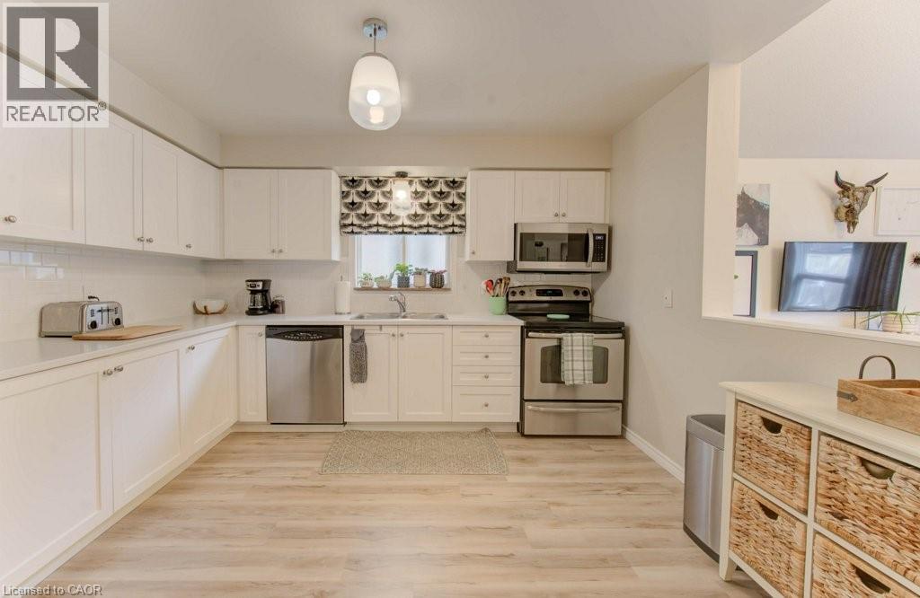 707 Paris Boulevard, Waterloo, Ontario  N2T 2X9 - Photo 10 - 40788324