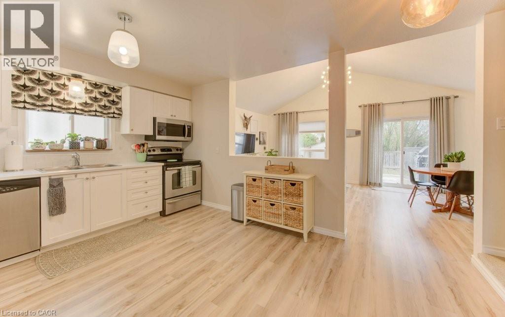 707 Paris Boulevard, Waterloo, Ontario  N2T 2X9 - Photo 9 - 40788324