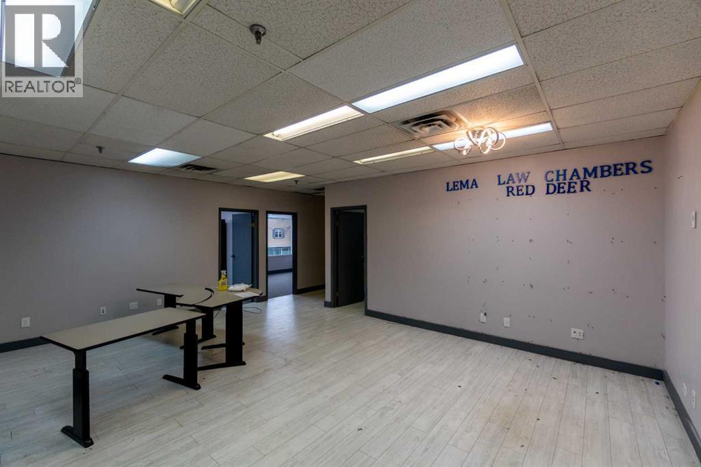 201, 4929 50 Street, Red Deer, Alberta  T4N 1X9 - Photo 5 - A2174579