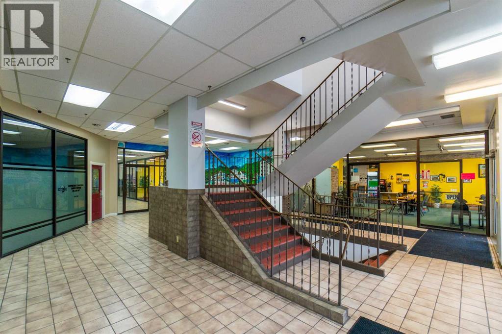 201, 4929 50 Street, Red Deer, Alberta  T4N 1X9 - Photo 2 - A2174579