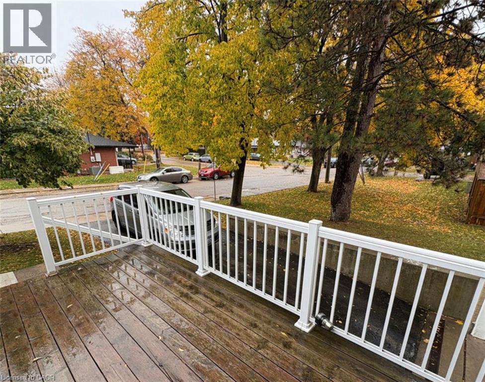 51 Caroga Court Unit# 1, Hamilton, Ontario  L9C 7C2 - Photo 3 - 40788342