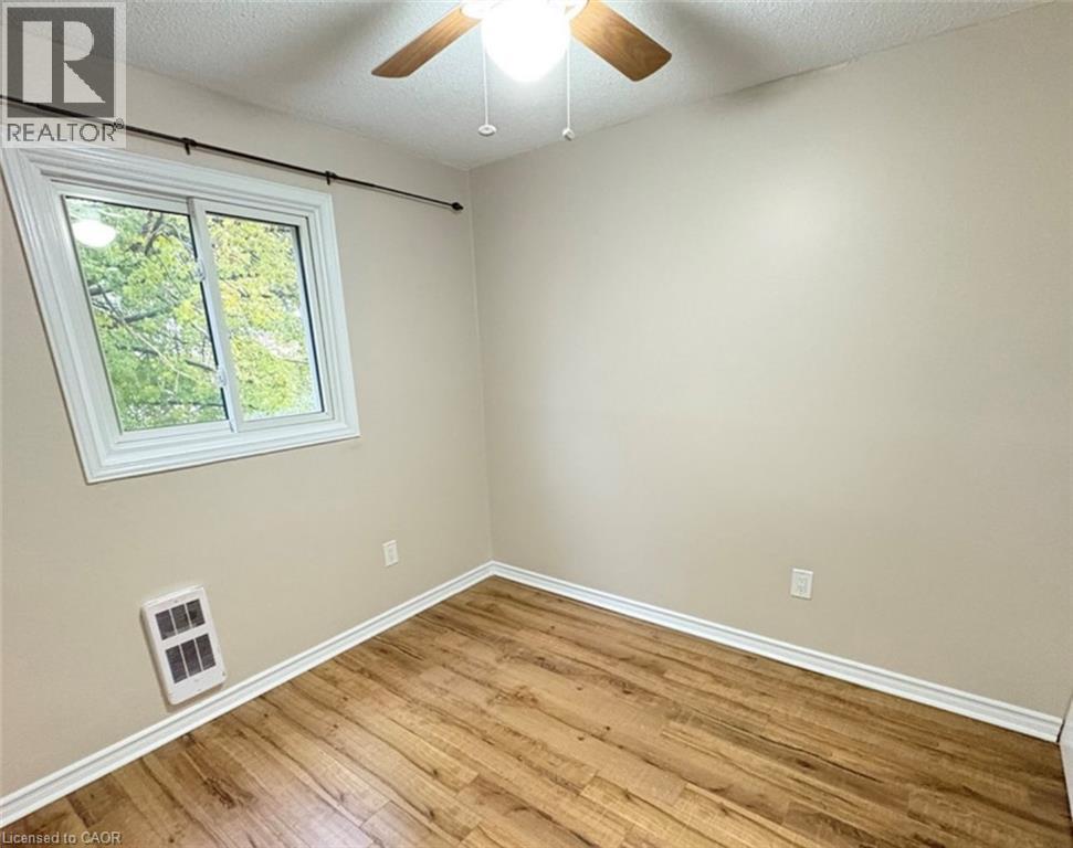 51 Caroga Court Unit# 1, Hamilton, Ontario  L9C 7C2 - Photo 17 - 40788342