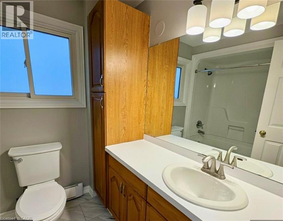 51 Caroga Court Unit# 1, Hamilton, Ontario  L9C 7C2 - Photo 22 - 40788342