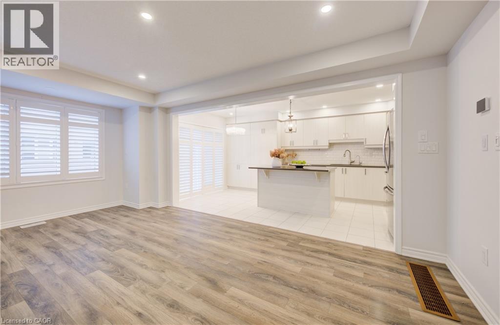 302 Jean Landing, Milton, Ontario  L9E 1C6 - Photo 11 - 40773415